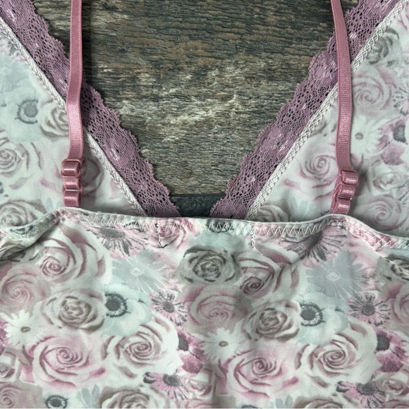 Nanette Lepore Pink White Floral Lace Trim Nightgown/Cami Adjustable Straps XL - Picture 5 of 6